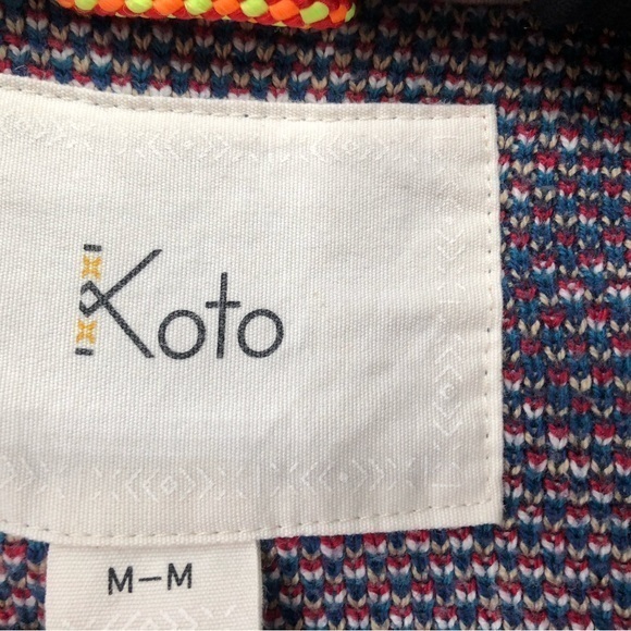 KATO  ASTEC design sweater . Colorful beautiful design.‎ Size M - Picture 5 of 5
